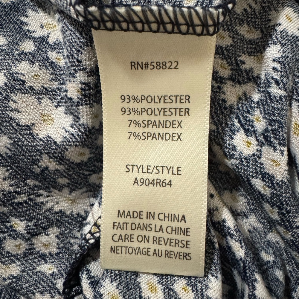 Max Studio Floral Navy Dress - Picture 4 of 5